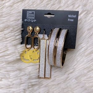 Edge Gold & Sparkle Smily Face Hoop Earring Set